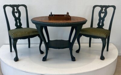 Såld Chippendale stolar med bord, 6.500 kr (nr 97)